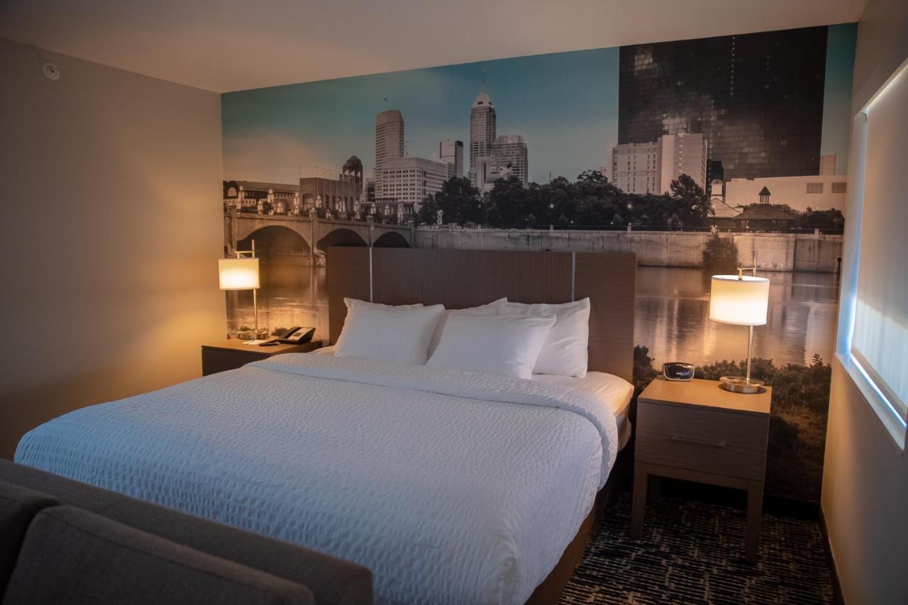 Clarion Pointe Indianapolis Airport Hotell Plainfield Eksteriør bilde